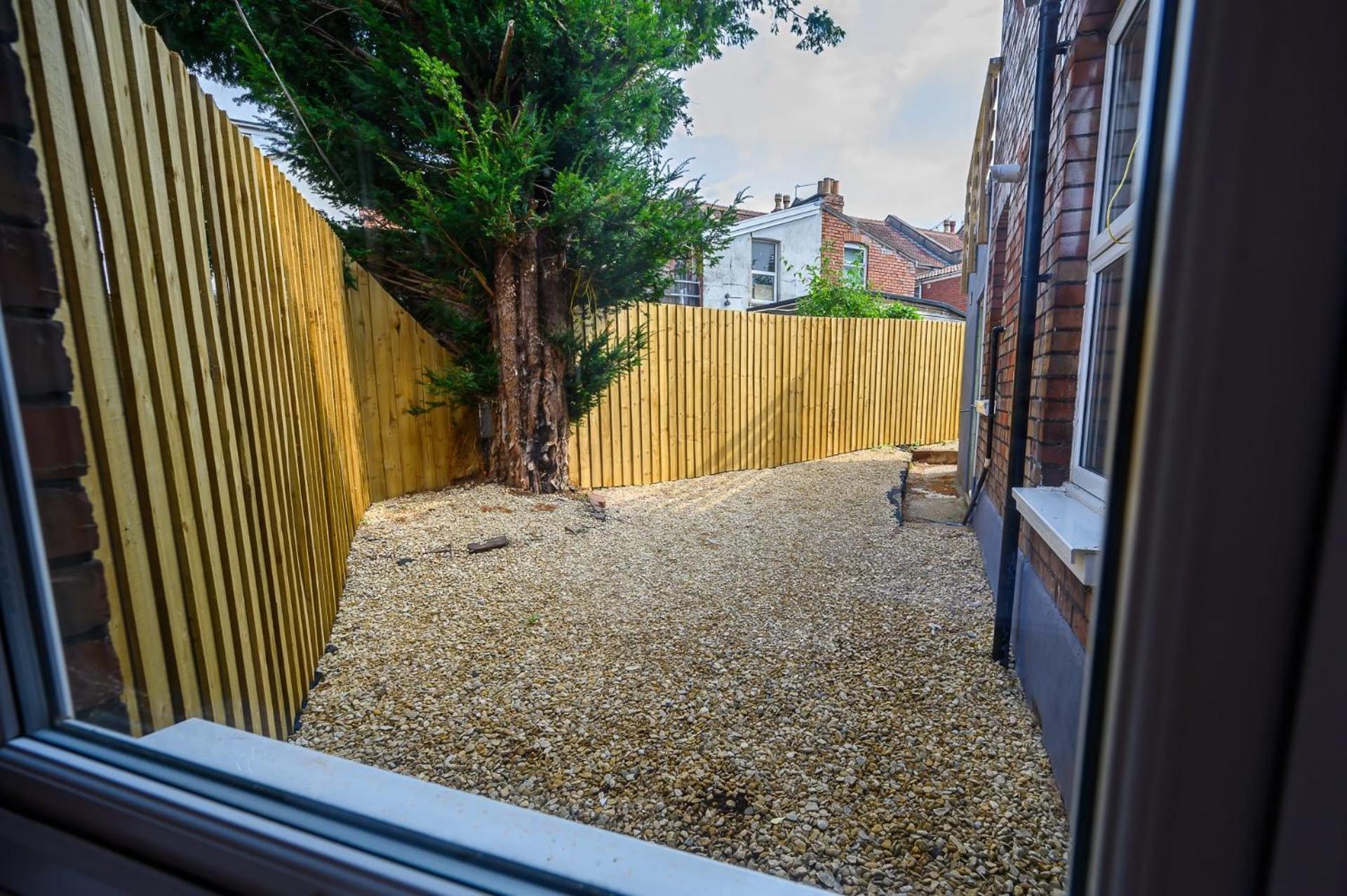 Brislington Base Super Convenient In South West By Staystaycations Bristol